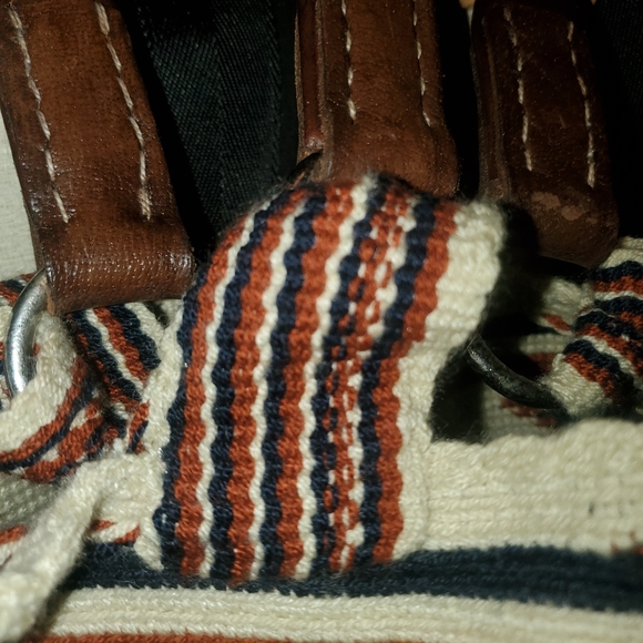 Wayuu Style Hand woven purse - Picture 5 of 8